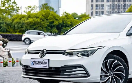 Volkswagen Golf VIII, 2022 год, 1 440 500 рублей, 3 фотография