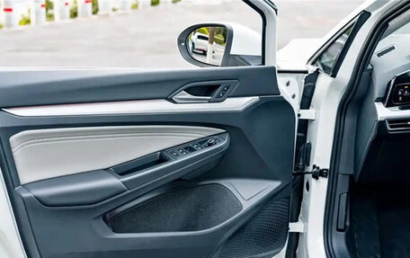 Volkswagen Golf VIII, 2022 год, 1 440 500 рублей, 13 фотография