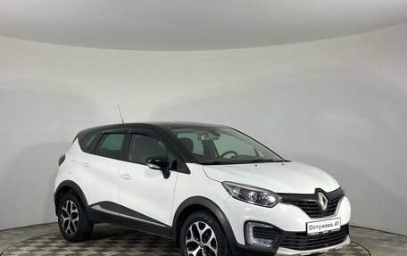 Renault Kaptur I рестайлинг, 2017 год, 1 150 000 рублей, 2 фотография