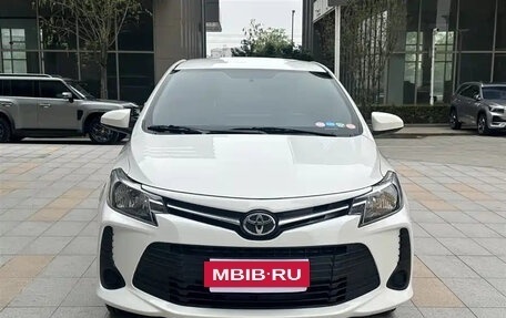 Toyota Vios III, 2022 год, 900 000 рублей, 6 фотография