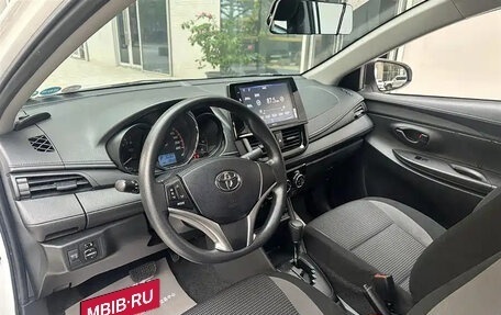 Toyota Vios III, 2022 год, 900 000 рублей, 13 фотография