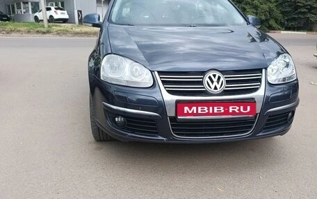 Volkswagen Jetta VI, 2009 год, 550 000 рублей, 1 фотография