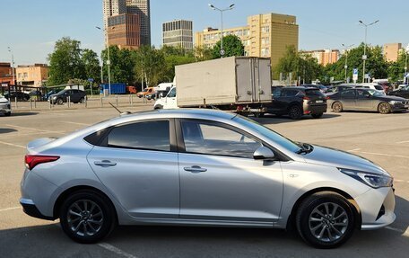Hyundai Solaris II рестайлинг, 2022 год, 1 850 000 рублей, 12 фотография