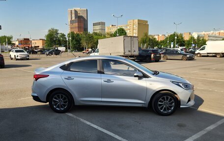 Hyundai Solaris II рестайлинг, 2022 год, 1 850 000 рублей, 13 фотография