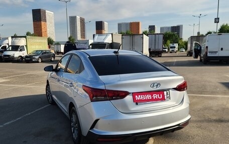 Hyundai Solaris II рестайлинг, 2022 год, 1 850 000 рублей, 9 фотография