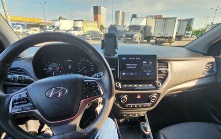 Hyundai Solaris II рестайлинг, 2022 год, 1 850 000 рублей, 32 фотография
