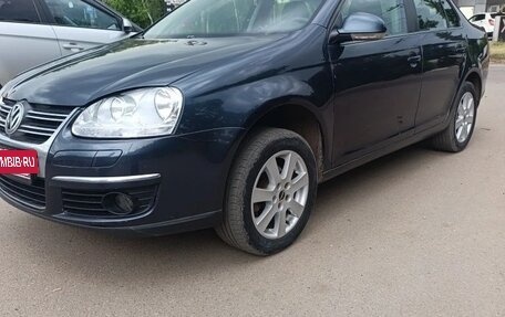 Volkswagen Jetta VI, 2009 год, 550 000 рублей, 3 фотография