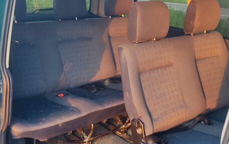 Volkswagen Caravelle T4, 2003 год, 970 000 рублей, 13 фотография