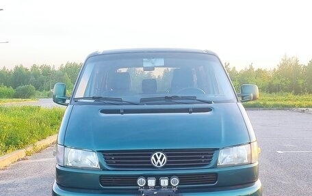 Volkswagen Caravelle T4, 2003 год, 970 000 рублей, 3 фотография