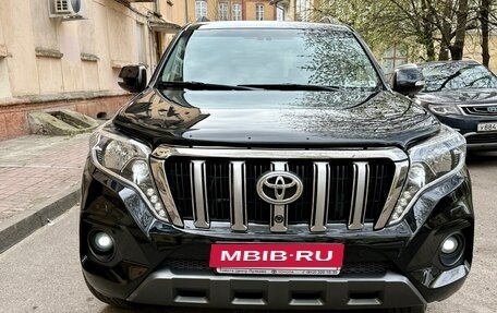Toyota Land Cruiser Prado 150 рестайлинг 2, 2014 год, 3 399 000 рублей, 2 фотография