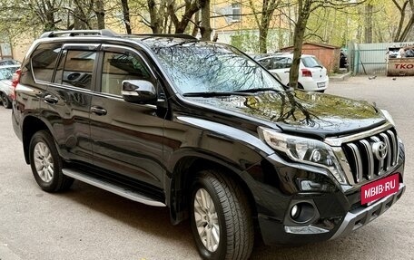 Toyota Land Cruiser Prado 150 рестайлинг 2, 2014 год, 3 399 000 рублей, 3 фотография