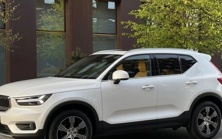 Volvo XC40 I, 2021 год, 3 200 000 рублей, 4 фотография