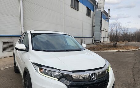 Honda Vezel, 2022 год, 1 450 000 рублей, 2 фотография