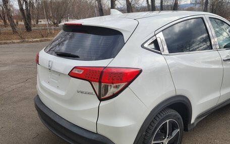 Honda Vezel, 2022 год, 1 450 000 рублей, 5 фотография