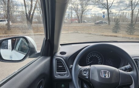 Honda Vezel, 2022 год, 1 450 000 рублей, 9 фотография