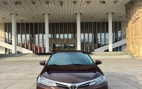 Toyota Corolla, 2016 год, 1 695 000 рублей, 2 фотография