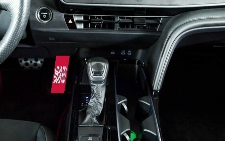 Toyota Camry, 2024 год, 3 930 000 рублей, 18 фотография