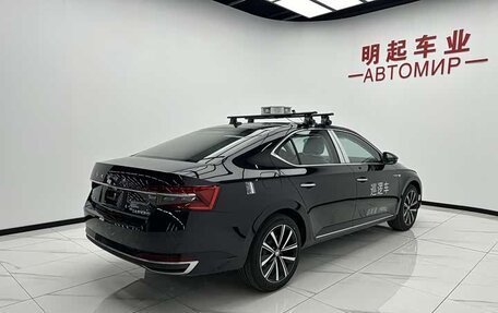 Skoda Superb III рестайлинг, 2025 год, 1 750 001 рублей, 4 фотография