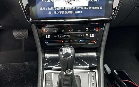 Skoda Superb III рестайлинг, 2025 год, 1 750 001 рублей, 11 фотография