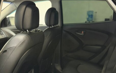 Hyundai ix35 I рестайлинг, 2014 год, 1 000 000 рублей, 13 фотография