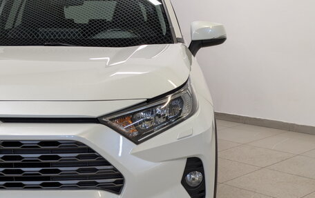 Toyota RAV4, 2019 год, 3 045 000 рублей, 17 фотография