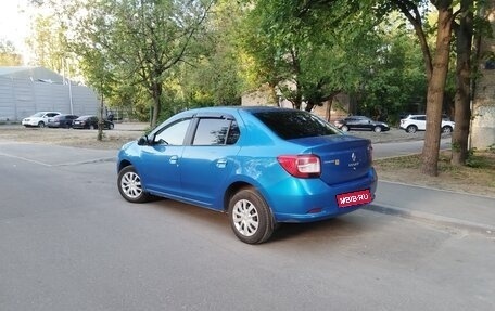 Renault Logan II, 2015 год, 700 000 рублей, 1 фотография