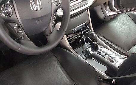 Honda Accord IX рестайлинг, 2013 год, 1 390 000 рублей, 3 фотография