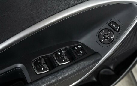 Hyundai Santa Fe III рестайлинг, 2013 год, 2 200 000 рублей, 11 фотография