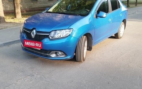 Renault Logan II, 2015 год, 700 000 рублей, 5 фотография
