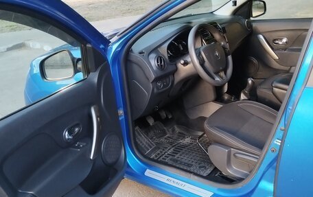 Renault Logan II, 2015 год, 700 000 рублей, 15 фотография