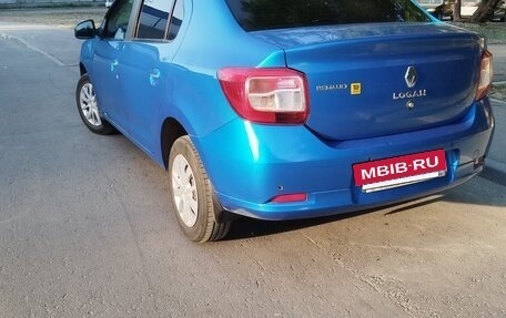 Renault Logan II, 2015 год, 700 000 рублей, 8 фотография