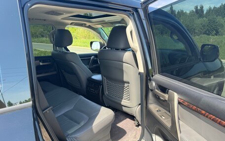 Toyota Land Cruiser 200, 2010 год, 3 000 000 рублей, 11 фотография
