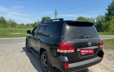 Toyota Land Cruiser 200, 2010 год, 3 000 000 рублей, 5 фотография