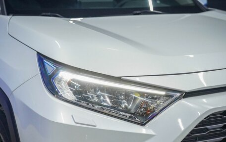 Toyota RAV4, 2020 год, 3 370 000 рублей, 18 фотография