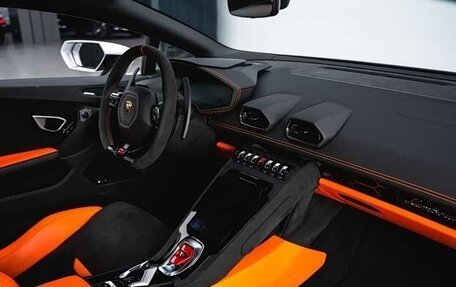 Lamborghini Huracán, 2024 год, 31 500 000 рублей, 7 фотография