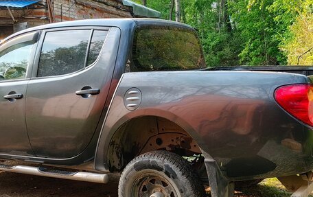 Mitsubishi L200 IV рестайлинг, 2013 год, 1 200 000 рублей, 4 фотография
