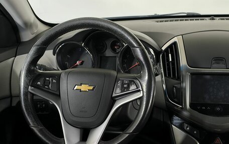 Chevrolet Cruze II, 2013 год, 800 000 рублей, 15 фотография