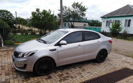 KIA Rio III рестайлинг, 2012 год, 750 000 рублей, 1 фотография