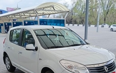Renault Sandero I, 2013 год, 680 000 рублей, 1 фотография