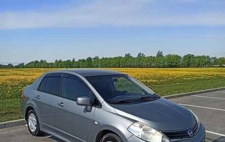 Nissan Tiida, 2010 год, 550 000 рублей, 1 фотография