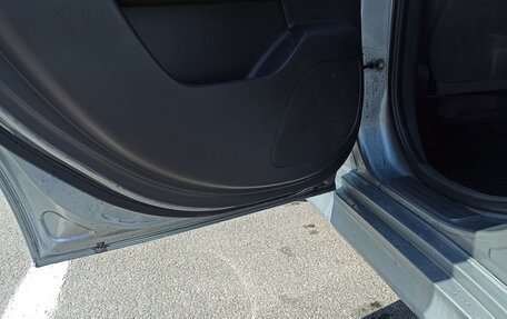 Nissan Tiida, 2010 год, 550 000 рублей, 11 фотография