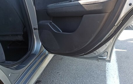 Nissan Tiida, 2010 год, 550 000 рублей, 8 фотография