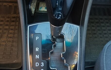 Hyundai Solaris II рестайлинг, 2011 год, 800 000 рублей, 4 фотография