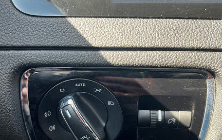 Skoda Superb III рестайлинг, 2014 год, 1 800 000 рублей, 14 фотография