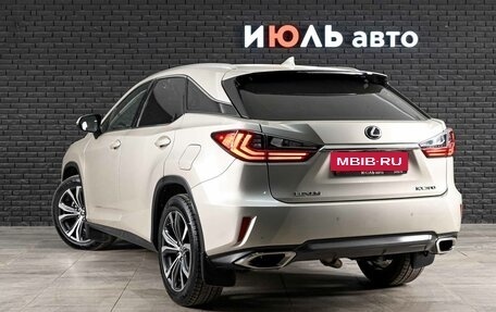 Lexus RX IV рестайлинг, 2018 год, 4 200 000 рублей, 6 фотография