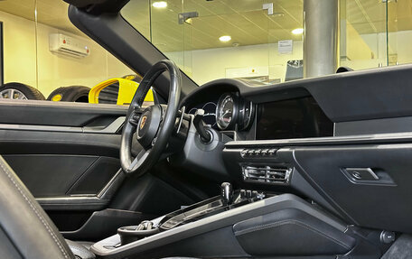 Porsche 911, 2021 год, 13 450 000 рублей, 28 фотография