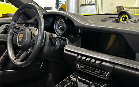 Porsche 911, 2021 год, 13 450 000 рублей, 24 фотография
