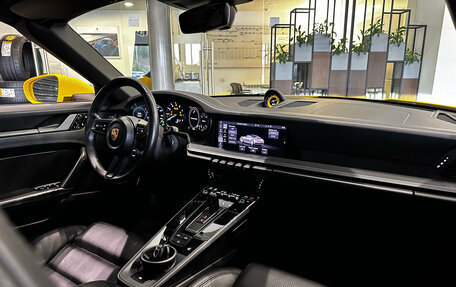 Porsche 911, 2021 год, 13 450 000 рублей, 21 фотография