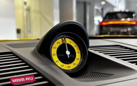 Porsche 911, 2021 год, 13 450 000 рублей, 22 фотография