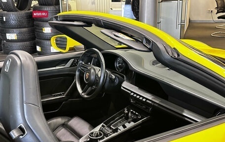 Porsche 911, 2021 год, 13 450 000 рублей, 23 фотография